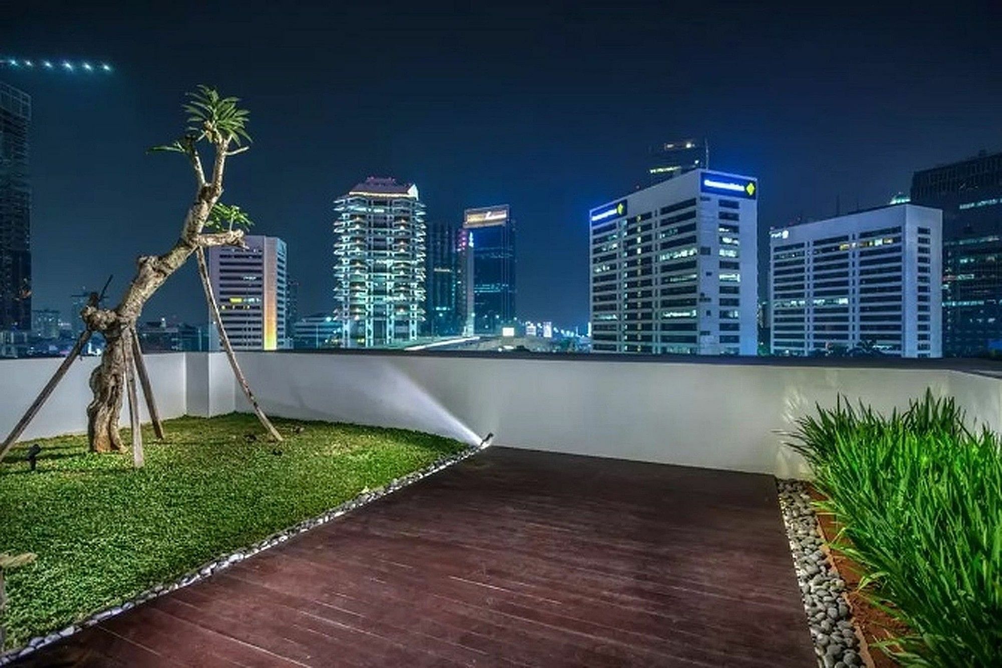 فندق زين بريميوم سامبورنا ستراتجيك سكوير جاكرتا المظهر الخارجي الصورة